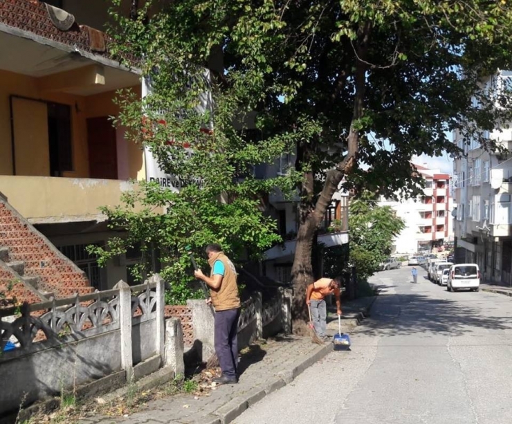 Akçakoca’da Temizlik Çalışmaları Devam Ediyor