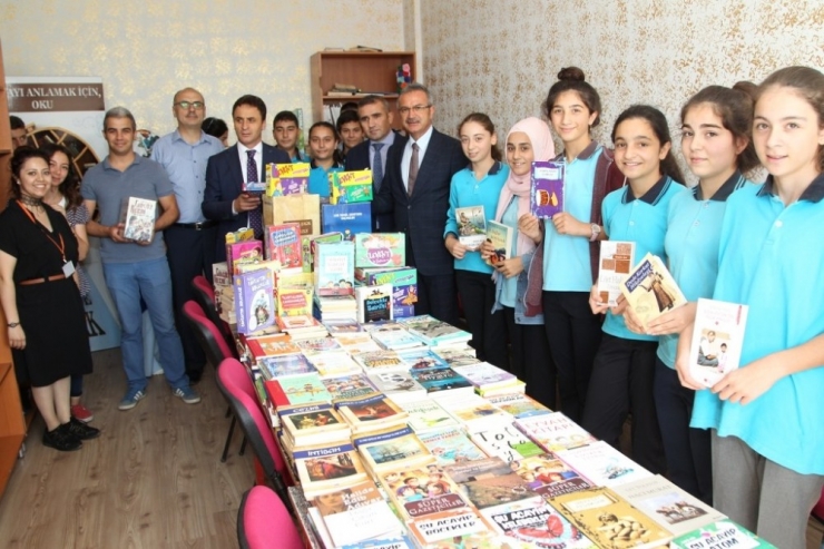 Başkan Köşker’den Eğitime Destek