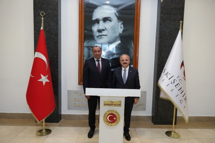 Vali Çakacak, Kvk Kurul Başkanı Bilir’i Kabul Etti