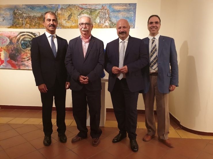 Türkiye Ve Yunanistan’da Dört Şehri Gezecek ‘Sanatta İletişim’ Sergisi Perdelerini Açtı