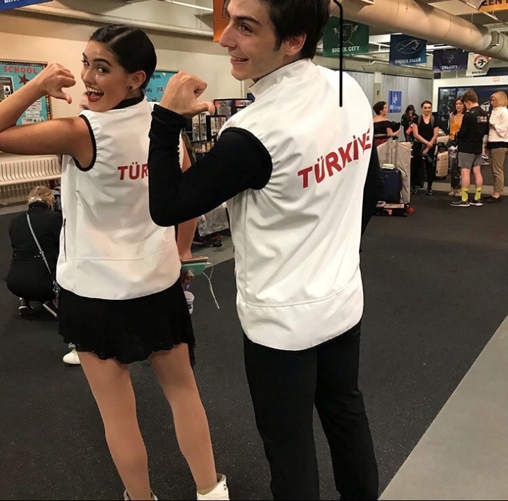 Abd’den Madalya İle Döndü