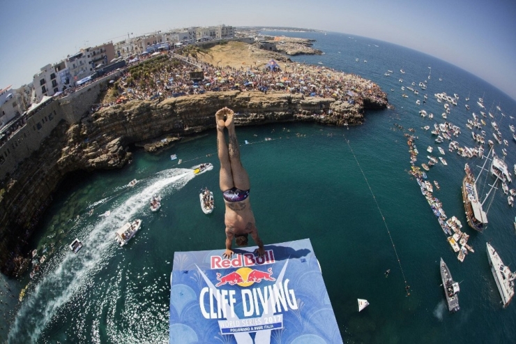 Cliff Diving’de Şampiyon Belli Oluyor