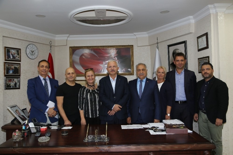 Ak Parti Proje Heyeti’nden Torbalı’ya Övgü