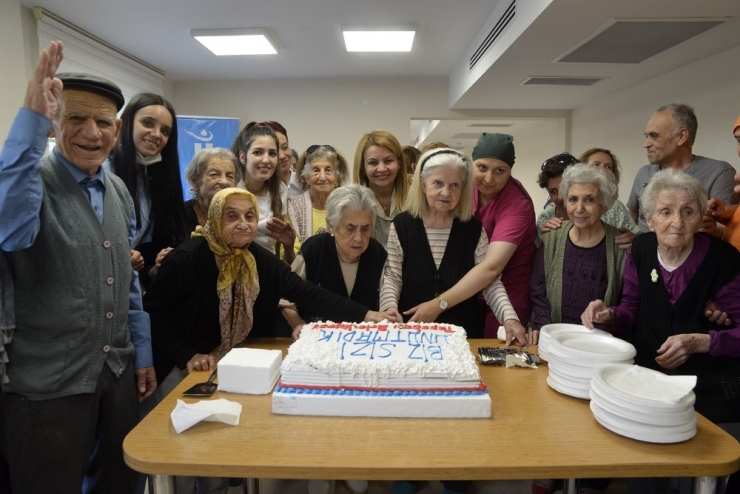 Tepebaşı’nda Alzheimer Hastaları Unutulmadı