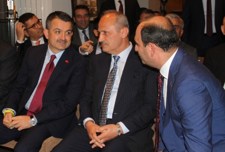 Bakan Turhan: "Çiftçiye 2,5 Milyar Tl Kredi Sağlanacak"