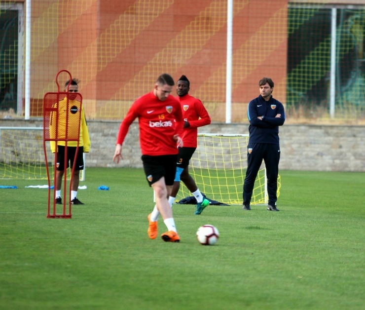 Kayserispor’da Beşiktaş Mesaisi Sürüyor