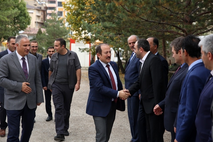 Vali Pehlivan’dan İl Milli Eğitim Müdürlüğü’ne Ziyaret
