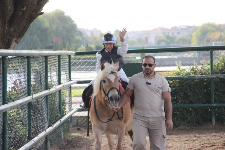 Eskişehir’de Toplu Sünnet Şöleni