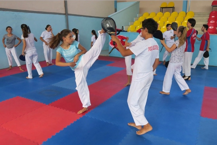 Foça Belediyespor Spor Okulları’nda Yeni Dönem