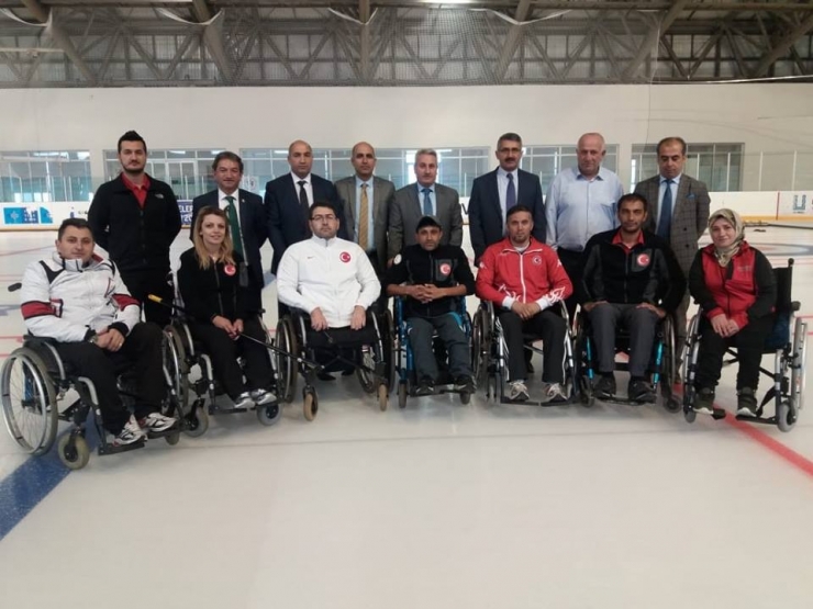 Millilere Moral Ziyareti