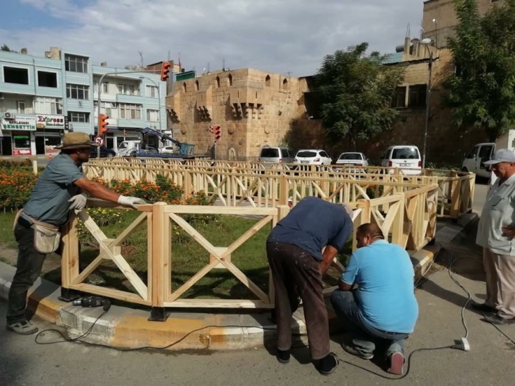 Birecik’te Yeşil Alan Çalışmaları Sürüyor