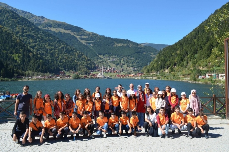 Çemişgezekli Öğrenciler, Karadeniz’i Gezdi