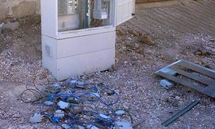 Kaçağı Önleyen Panolara Saldırı Yapıldı