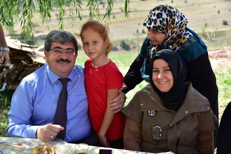 Başkan Can, Mahalle Sakinleriyle Bir Araya Geldi