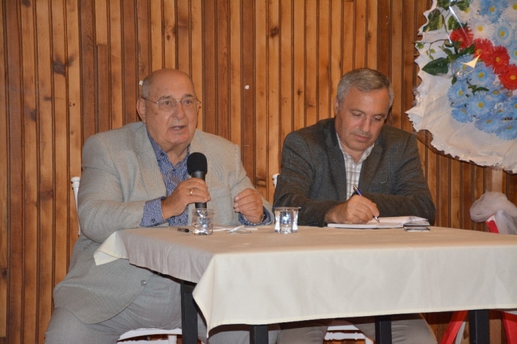 Kemal Anadol, "Çaycuma Tüm Ülkede Takdir Görüyor"