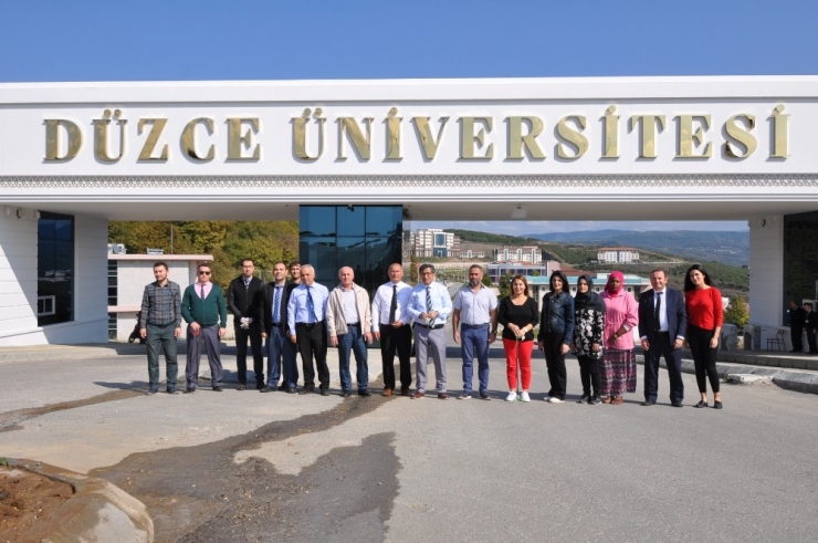 Üniversitede Sağlıklı Toplum Temiz Çevreyle Başlar Etkinliği