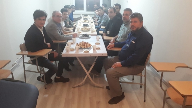 Uluslararası Öğrencilere Aşure İkramı