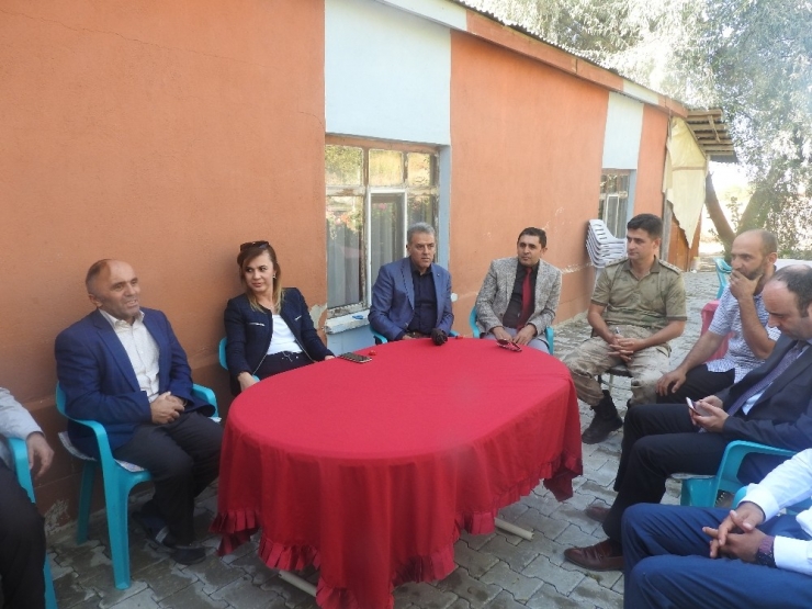 Kaymakam Uçar’dan Muhtar Altaçlı’ya Geçmiş Olsun Ziyareti