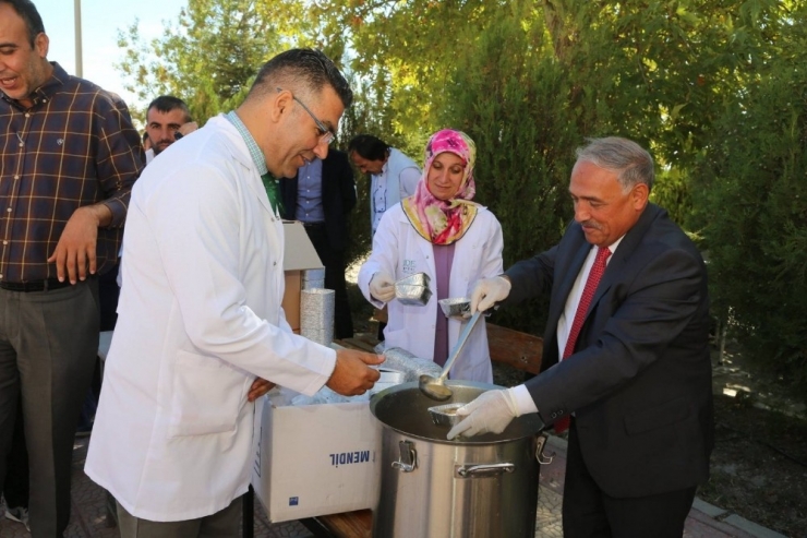 Niğde’de 60 Bin Kişilik Aşure Bereketi