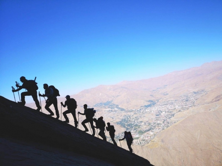Cisad Dağcıları Sümbül Dağı’na Tırmandı