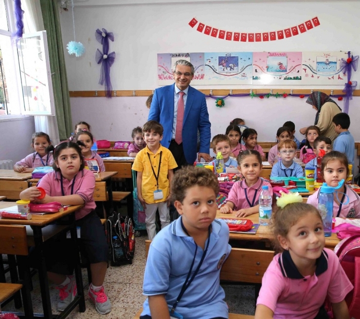 Karşıyaka Belediyesi’nden Öğrencilere Burs Müjdesi