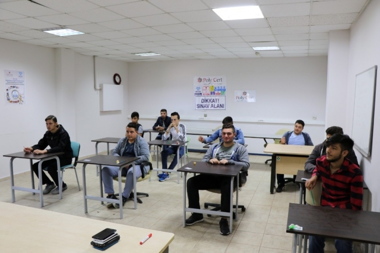 Beyaz Kalpler’de Bir İlk