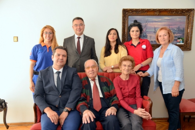 Yaşılılar Günü, Doğum Günleriyle Birlikte Kutlandı