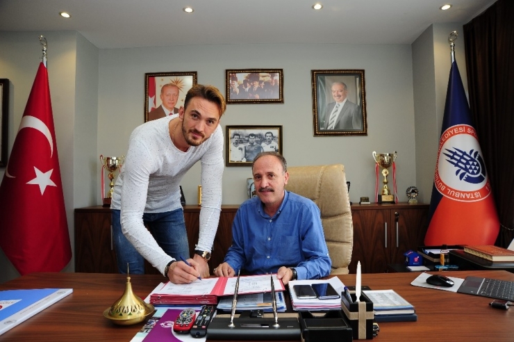 Semih Erden, İstanbul Bbsk’ye İmzayı Attı