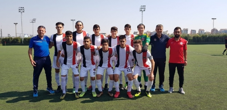 Turgutlu Belediyespor’un Gençleri Sezona Fırtına Gibi Başladı