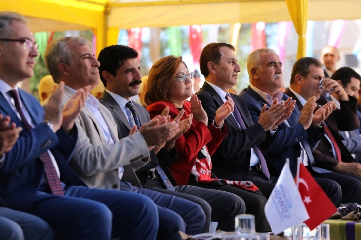 Büyükşehir’den Çiftçilere Destek