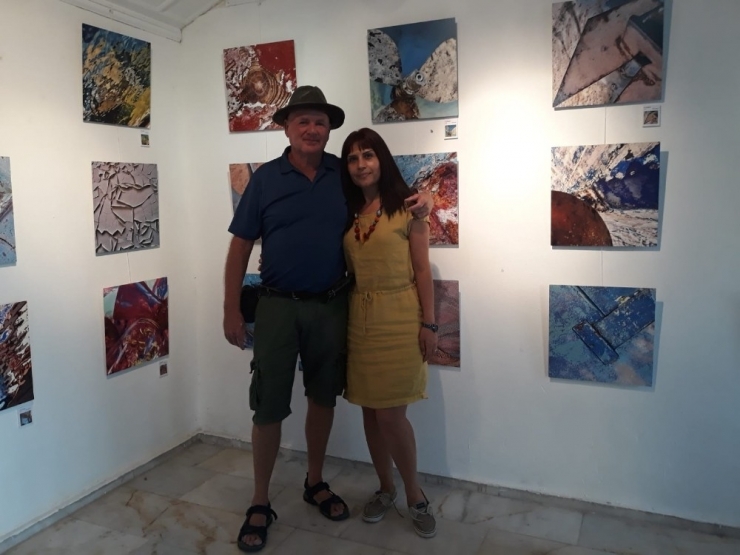 Hollandalı Ressamın Sergisi Kalkan’da Açıldı