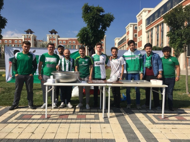 Ünitimsah Bilecik Gurubundan Aşure İkramı