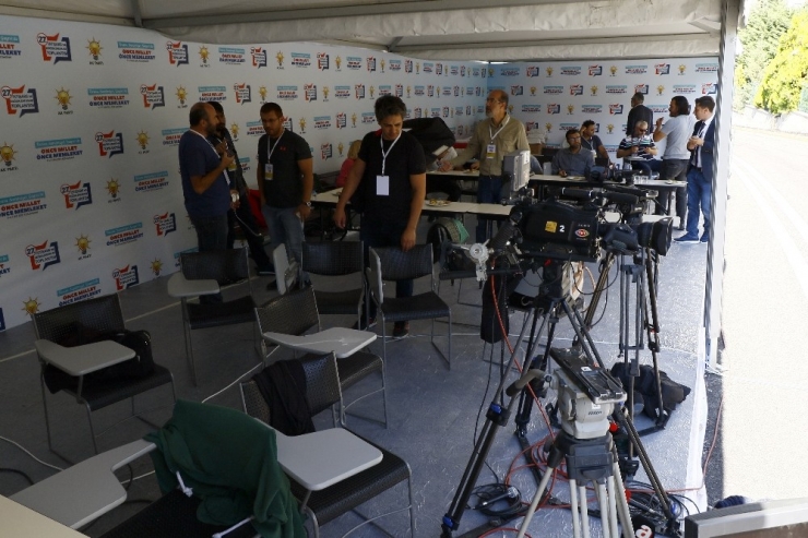 Ak Partili Milletvekilleri Kızılcahamam’a Gelmeye Başladı