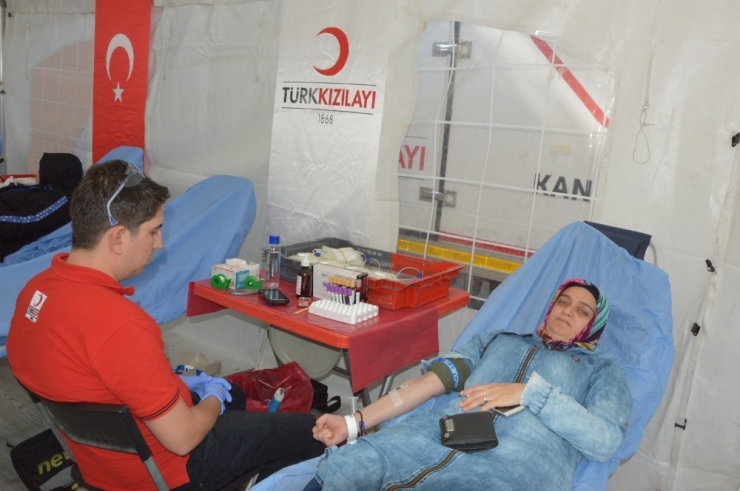 ’Manisa Sana Kanım Feda’ Projesi Devam Ediyor