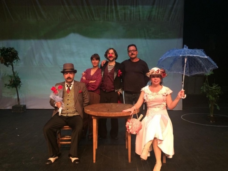 Van Devlet Tiyatrosu 11 Ekim’de Perdelerini Açıyor