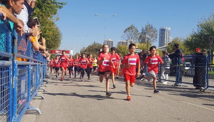 5. Eker I Run Koşusu’nda 2 Bin 500 Kişi Ter Döktü