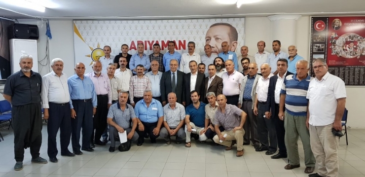 Ak Parti’de Mahalle Temsilcileriyle Toplandı