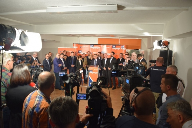 Bosna-hersek Yeni Liderlerini Seçti