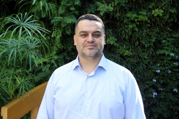 Kendi Hayat Hikayesini ‘Çınar’ Adını Verdiği Filmiyle Kaleme Aldı