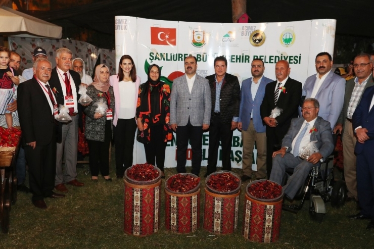 Şanlıurfa’da Yılın İsotu ’Urfalıyam Ezelden’