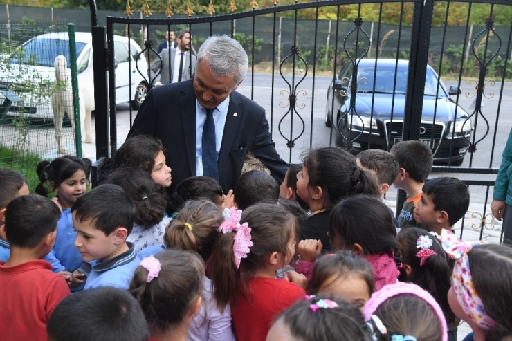 Miniklerden Sokak Hayvanları Bakım Ve Rehabilitasyon Merkezi Gezisi