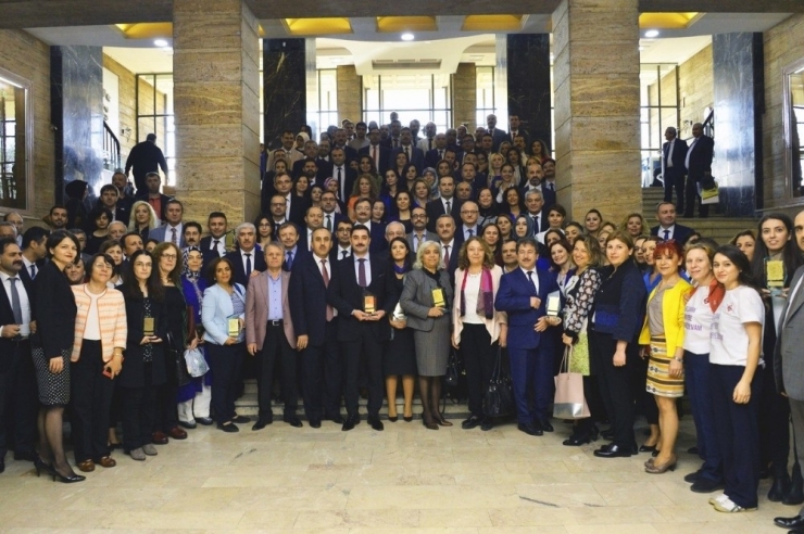 Karabük ‘Altın Bebek Dostu İl’ Olmaya Hak Kazandı