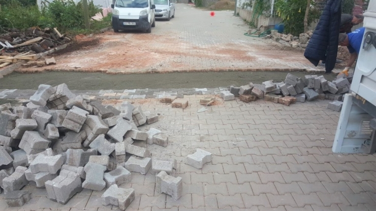 Başiskele’de Parke Yol Çalışmaları Sürüyor