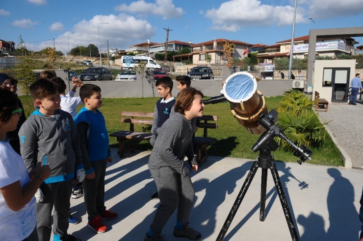 Öğrenciler Uzayı Öğrendi