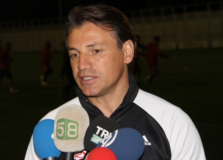 Tamer Tuna: "Fenerbahçe Maçında En İyi Sonucu Alacağız"