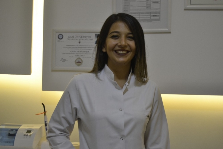 Tartarlar Temizlenmediği Takdirde Diş Kaybına Yol Açıyor