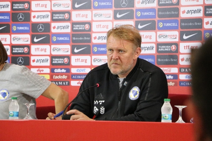 Robert Prosinecki, "Türk Halkı Bizi İyi Karşıladı"