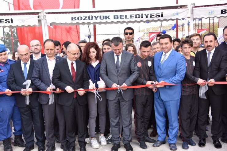 Bozüyük Belediye’nin 18. Sentetik Sahası Törenle Açıldı
