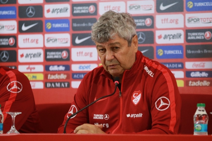 Mircea Lucescu: "Milli Takımı Seven Ve Oynamak İsteyen Bir Ekip Oluşturmaya Çalışıyoruz"