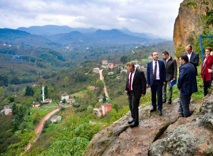 Tarihi Ünye Kalesi Bir Yılda Turizme Hazır Olacak